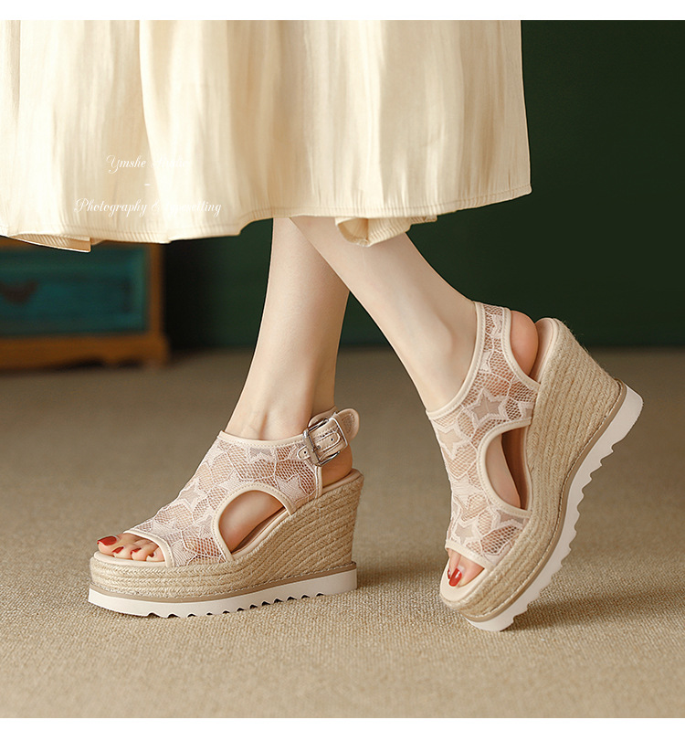 Sandal nữ đế xuồng cao gót mũi hở phong cách Bohemian, chất liệu đan rơm kết hợp lưới thoáng khí — màu hồng nhạt, màu trắng chi tiết 9