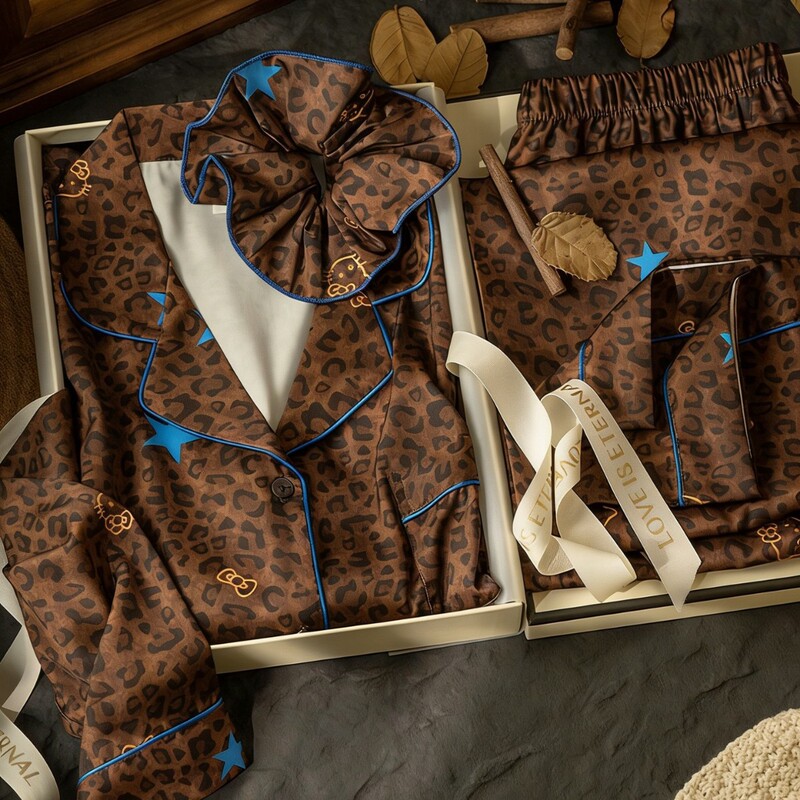 2026 Leopard Print Silk Pajamas for Women, New Spring/Summer Style, Long Sleeve and Pants, Mulberry Silk Homewear Set, Gift for Girlfriend