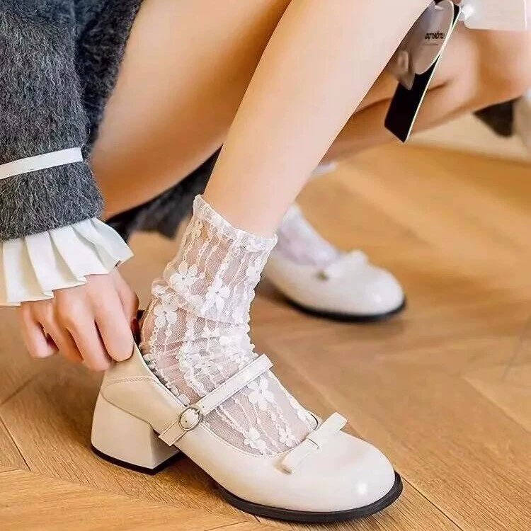 Маленькие кожаные туфли Мэри Джейн на толстом каблуке для женщин, новинка 2025 года, весна и осень, туфли на высоком каблуке с круглым носком и бантом в японском стиле jk