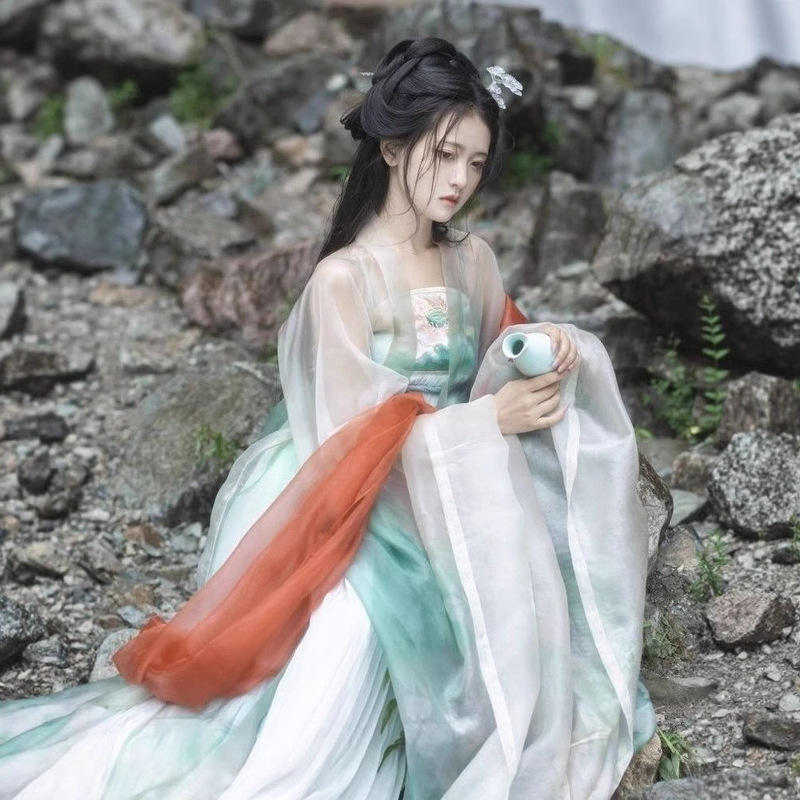 As Fragrant as Ever [Refuse to Be in Love] Original Authentic Han Dynasty Women's Tang-Style Embroidered Chest-Length Large-Sleeved Shirt with Printed Hawthorn Skirt