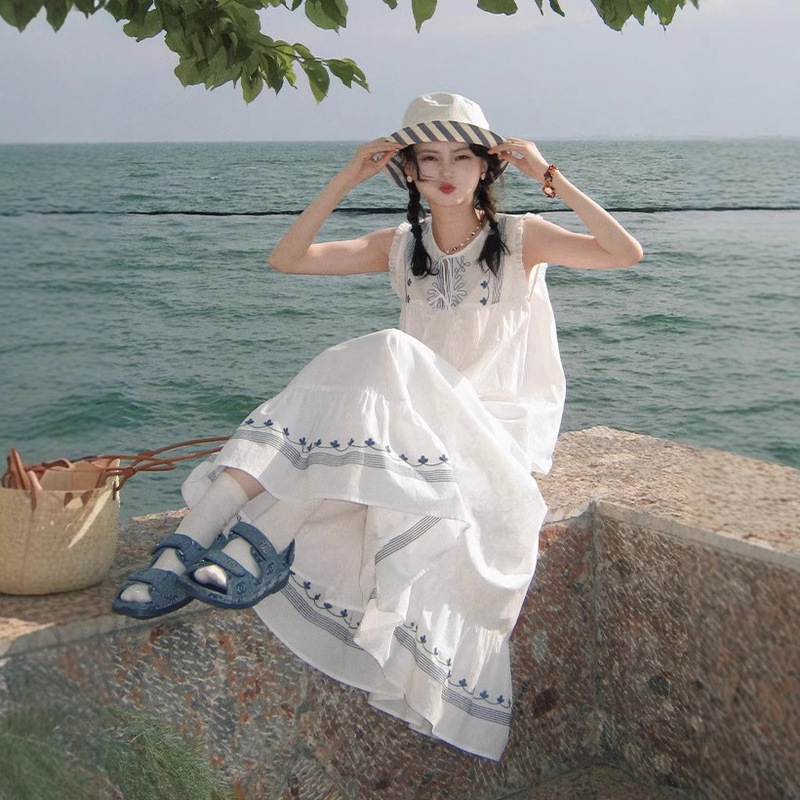 2026 Summer Two-Piece Short Skirt Set for Women, French Retro Style Vest Top, Floral White Embroidered Long Skirt C0601