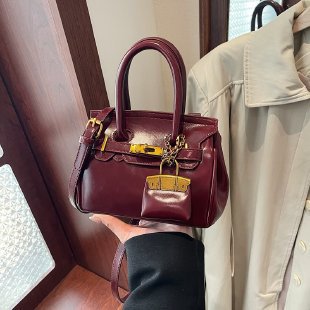 Bolsos de mujer de calidad, se han lanzado grandes productos, los colgantes están integrados, por favor coloque en los estantes