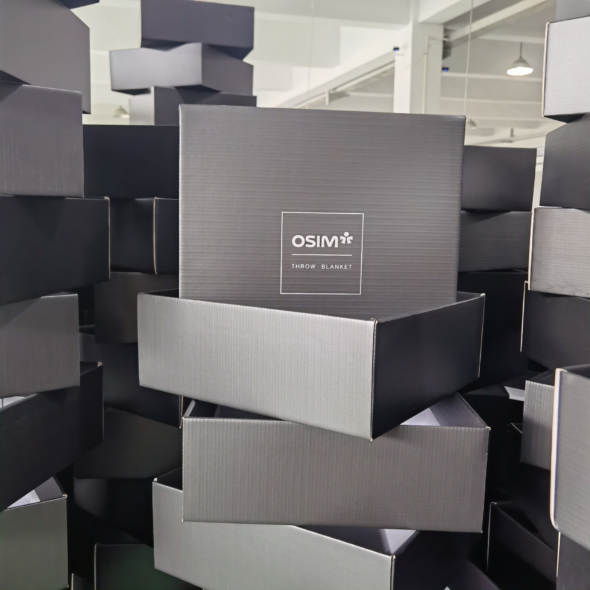 礼品毛毯包装牛皮纸袋盒子黑色彩盒logo礼物收纳小礼品精美