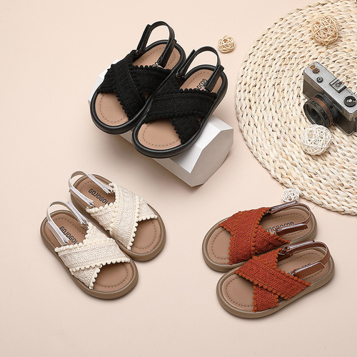 Children's Summer Sandals, Casual Soft Sole, Suitable for Both Young and Old Children, Students, Retro Ethnic Style, Comfortable for Beach Use