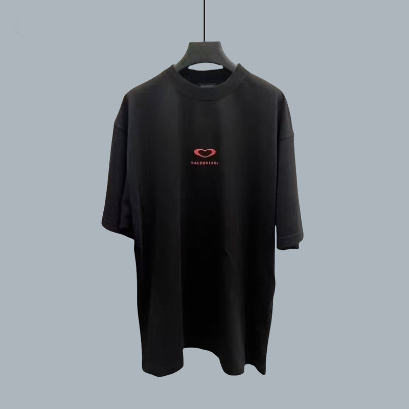 【In-Stock Instant Shipping】Authentic High-Quality Paris B Brand 25Ss Qixi Limited Edition Heart-Shaped Loose-Fit Unisex T-Shirt 【In-Stock Instant Shipping】Authentic High-Quality Paris B Brand 25Ss Qixi Limited Edition Heart-Shaped Loose-Fit Unisex T-Shirt