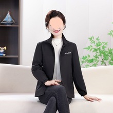 新款休闲时尚百搭春秋季女设计感夹克外套绣花拼色宽松防水冲锋衣