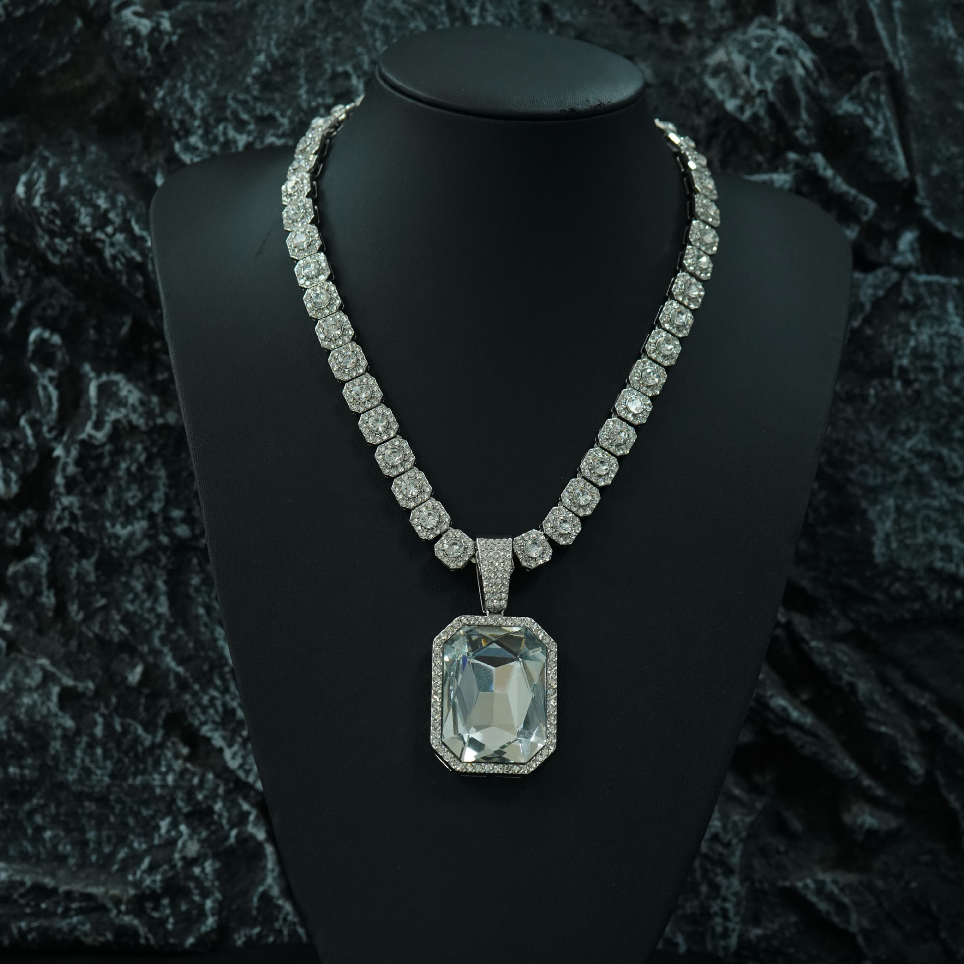 Nuevos productos de venta caliente de azúcar cuadrado de diamantes de color cubano con colgante de gemas de color clásica joyas de collar de hombre