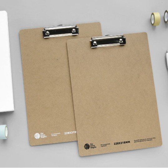 Primeros productos A4 abrazaderas de madera ecológicas para estudiantes de escritura tablero de papel de prueba abrazaderas de madera artística tablero al por mayor