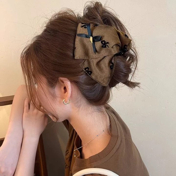 フレンチサテンシェル三角グリッパー女性用 2025 新しいハイエンド後頭部大型ヘアピンサメクリップヘアアクセサリー|undefined