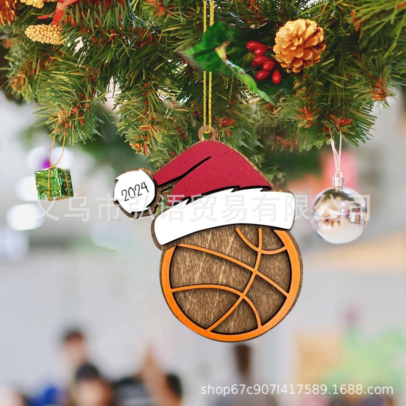 Nuevos productos transfronterizos 2024 decoración de pelota deportiva, adornos deportivos de madera colgante de Navidad fútbol baloncesto béisbol voleibol