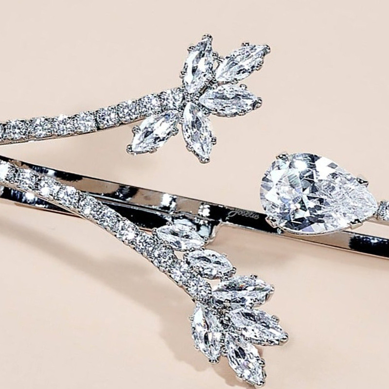 AliExpress Venta caliente pulsera de circón tendencia europea y americana gota de agua abierta mano espalda cadena nupcial temperamento joyería pulsera