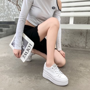 �F؛Monica������Ƥ����¸�С��Ьһ�_�����m�p�����eЬD21726
