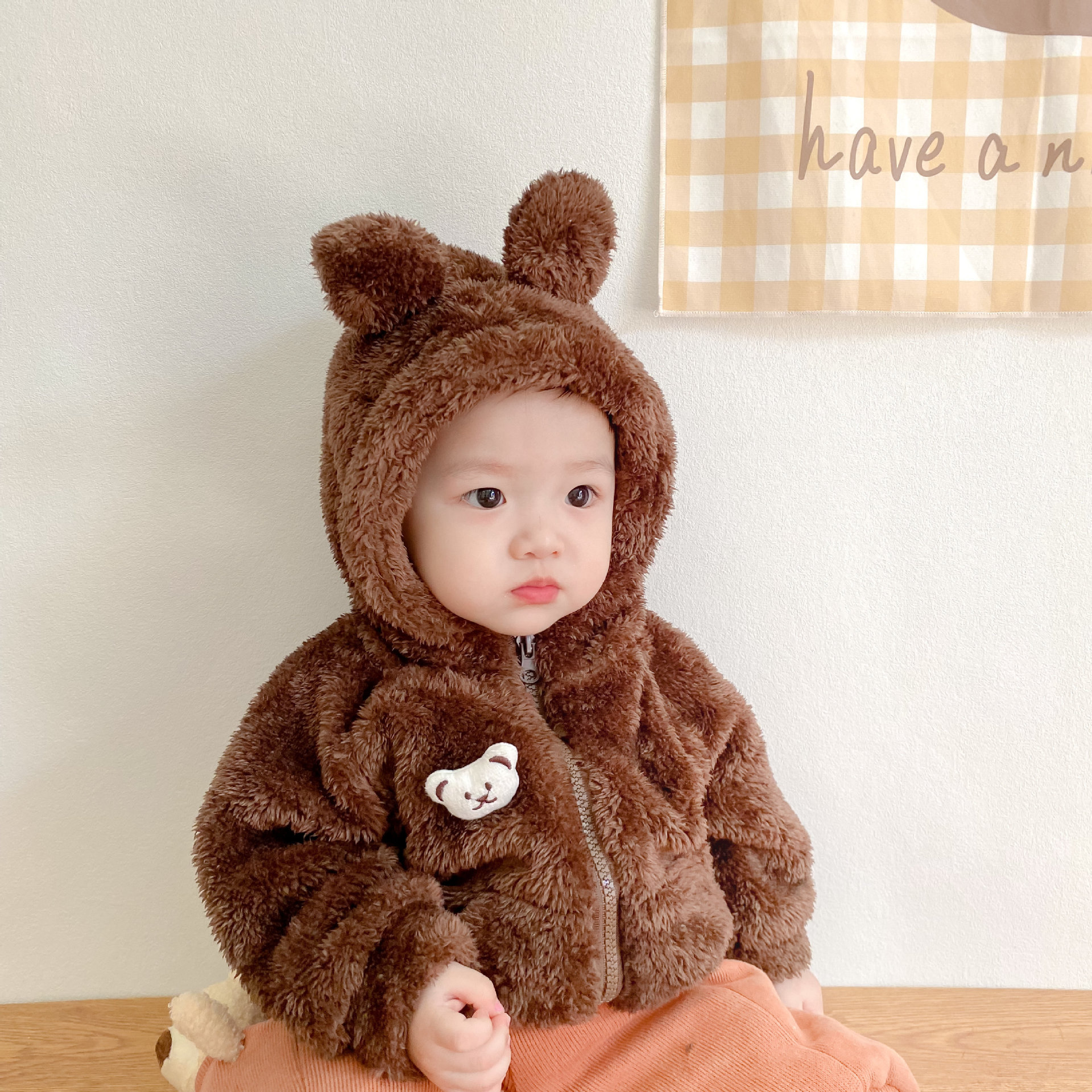 INS estilo coreano ropa para niños Otoño e Invierno niños y niñas bebé felpa engrosada abrigo bebé lindo con capucha ropa acolchada de algodón invierno cálido