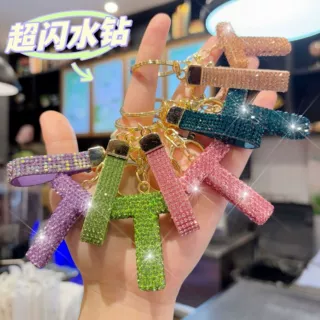 爆款满钻英文字母钥匙扣配饰高级感箱包服饰挂件汽车挂饰镶钻吊坠