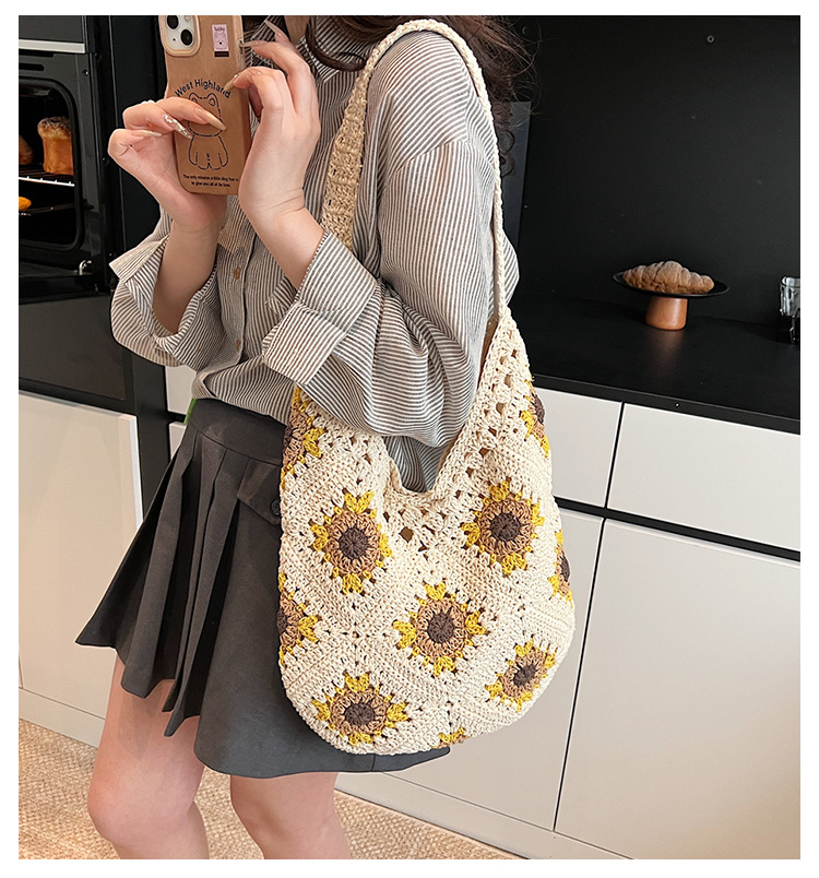 Trendy casual woven bag 2025 New style ins niche artistic straw woven bag Large capacity versatile single-shoulder armpit bag full figure