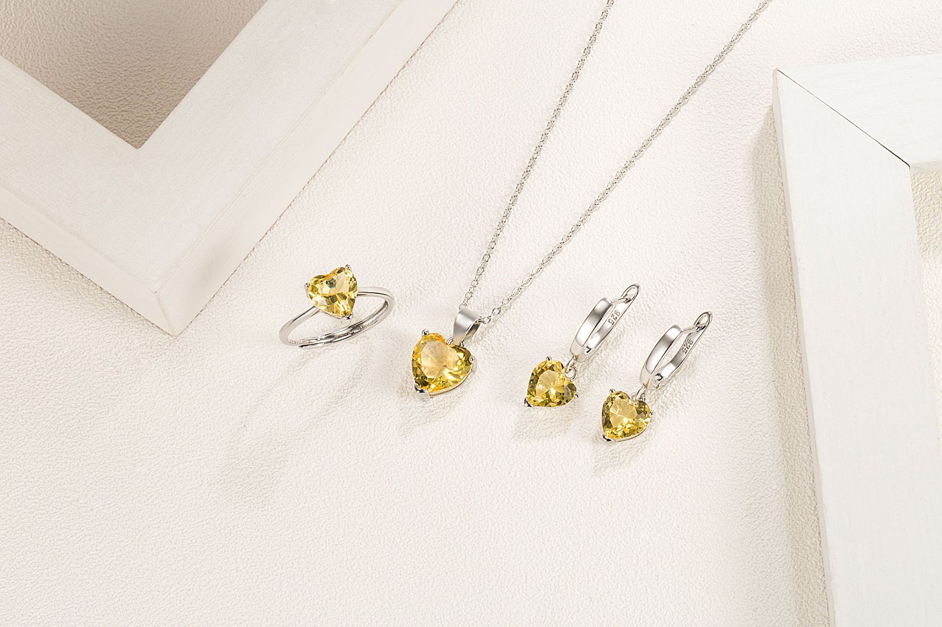 Jewelry Set Quantity Daily Occasion Copper Material Heart Shape Pattern 1 Piece 1 Pair Simple Style Heart Shape Copper Inlay Zircon Rings Earrings Necklace