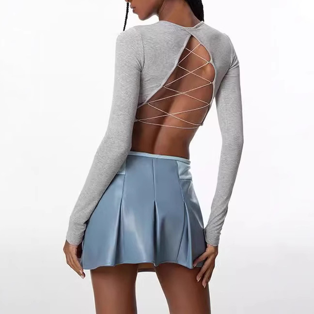 아메리칸 스타일 핫 걸 백 할로우 스트랩 디자인 센스 반팔 티셔츠 섹시한 이슬 스트랩 가슴 패드 여성용 긴팔 쇼트 탑