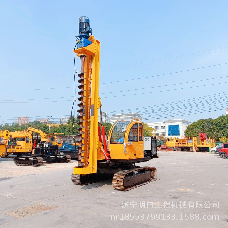 电动光伏打桩机