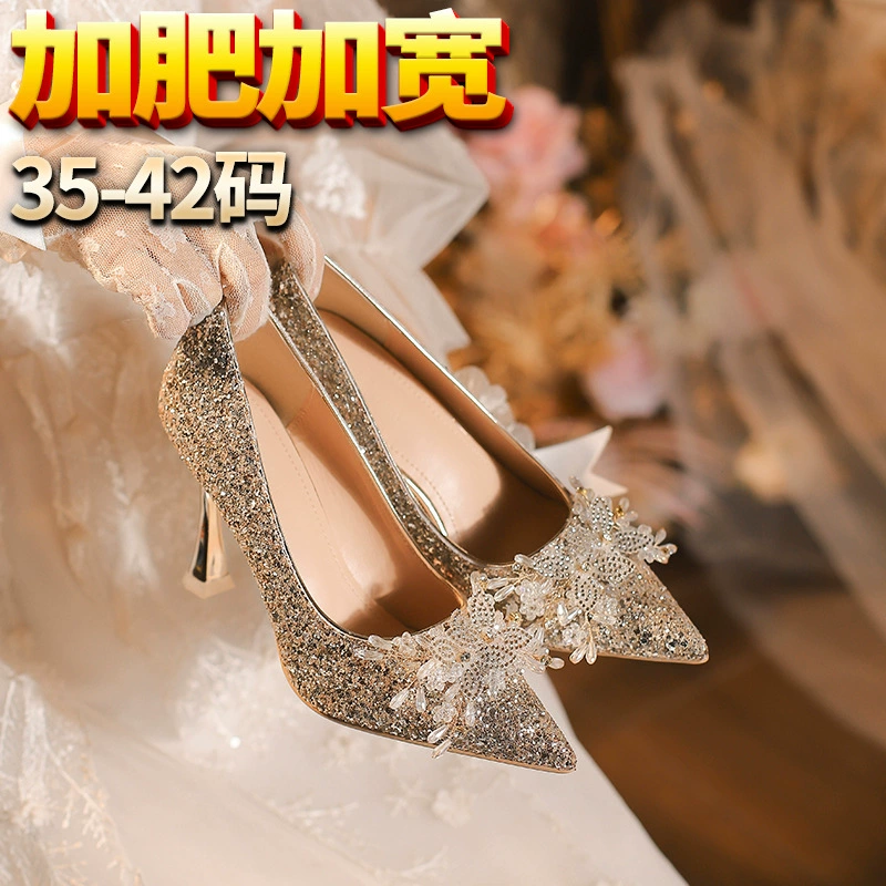 [Y-309-9] Большой размер серебряных свадебных туфель свадебные туфли свадебные туфли подружки невесты шампанского цвета остроконечные каблуки толстые ноги широкие ноги