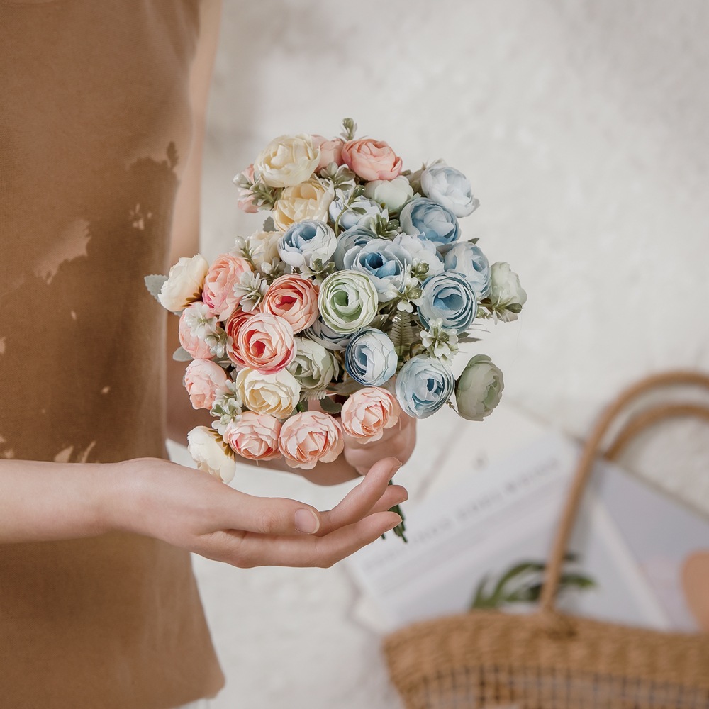 Factory of Lolita Style Insulation Flower Sim Flower for Home Decoration Cross-border Wedding Celebration Wholesale Artificial Flower MW83113