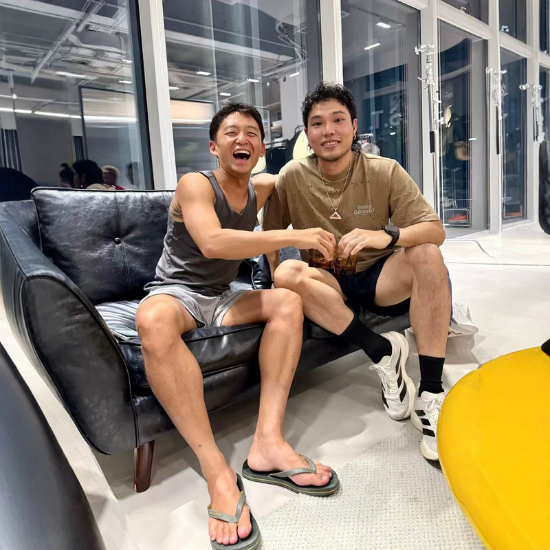 Korean cross-border satisfy t-shirt with wormhole design for sports and cycling, outdoor short-sleeve with thermal cooling and sweat-wicking design