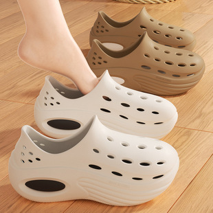 Croc Shoes Men's Non-Slip Summer 2025 New Style Beach Shoes with Increased Poop Feeling Baotou Outdoor Sandals for Women to Wear Outside
