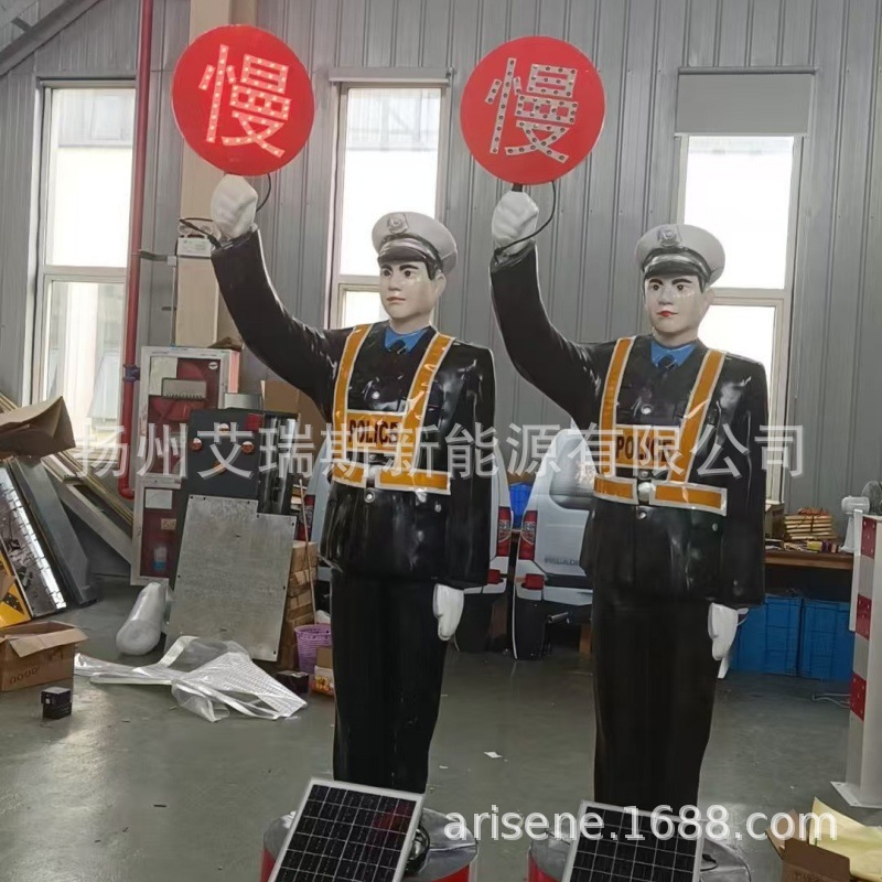 高速公路假交警交通指挥员举慢字仿真模拟警察模型敬礼玻璃钢假人