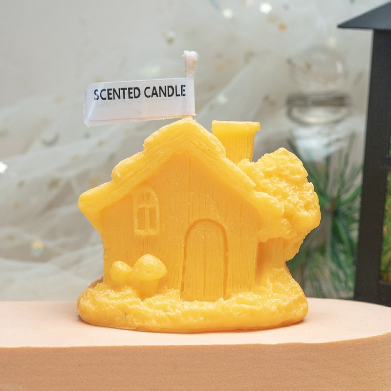 Cartoon House Scented Candles: Cross-Border Recommendation—Chimney-Topped Thatched Cottage-Inspired Candle Ornaments from Animation