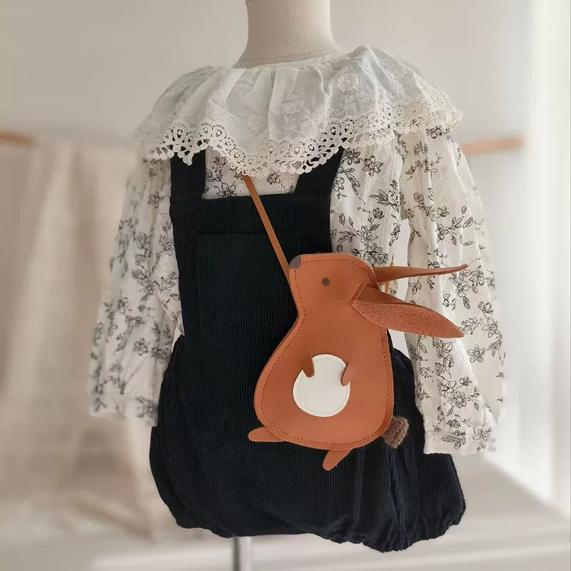 Children's shoulder bag, accessory