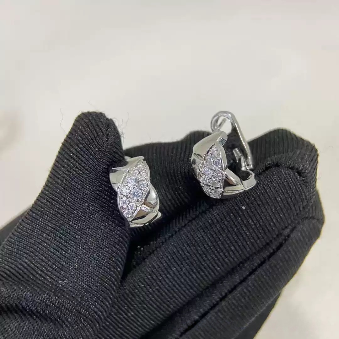 Diamante engastado en bisel de platino