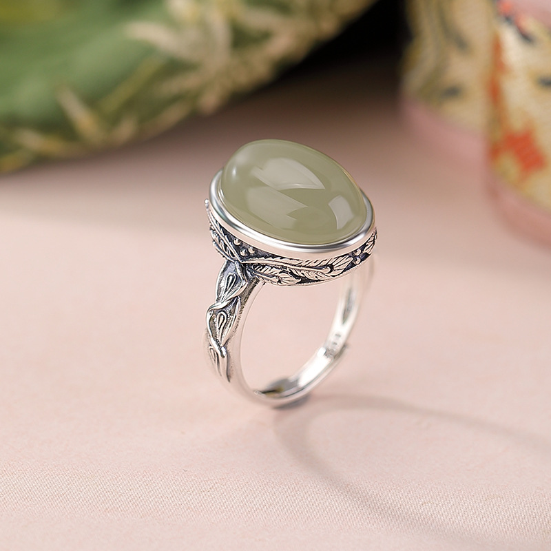Nhẫn bạc S925 đính ngọc Hetian tự nhiên phong cách vintage mặt trứng mở điều chỉnh — một mảnh