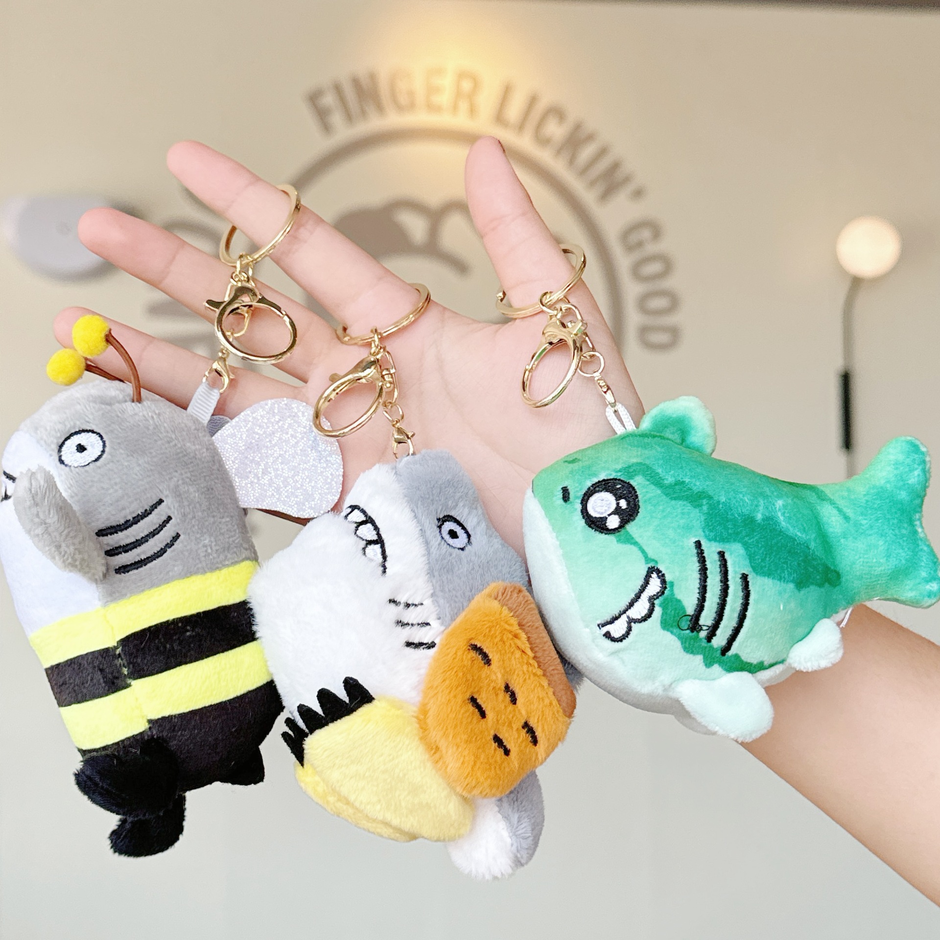 搞怪鯊魚掛件毛絨玩具公仔鯊叉鯊瓜布娃娃包包鑰匙扣掛飾