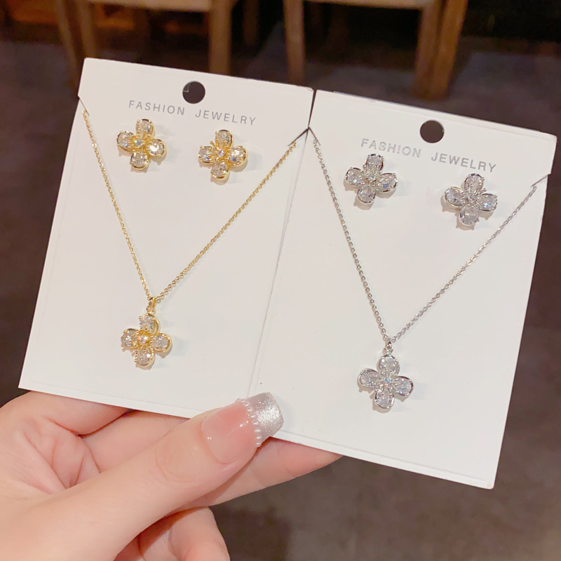 French Light Luxury Micro-Encrusted Zirconium Petal Combination Set Earrings Exquisite Fashion Simple Versatile High-End Necklace for Women