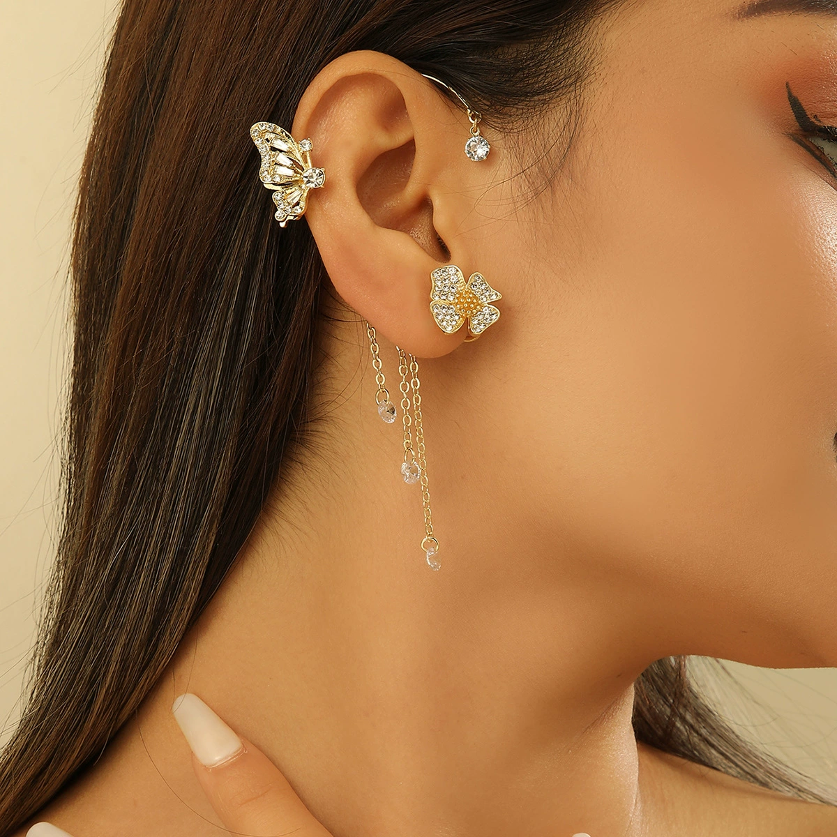 Серьги-клипсы с бабочками и кисточками для невыпиратанных ушей, нишевые легкие люксовые серьги в стиле инстаграм, серьги-клипсы для интернет-знаменитостей, серьги в стиле феи.