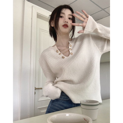 Autumn/Winter Korean Style V-Neck Unique Lace Chain Hoodless Design Women's Long Sleeve Knitted Cardigan