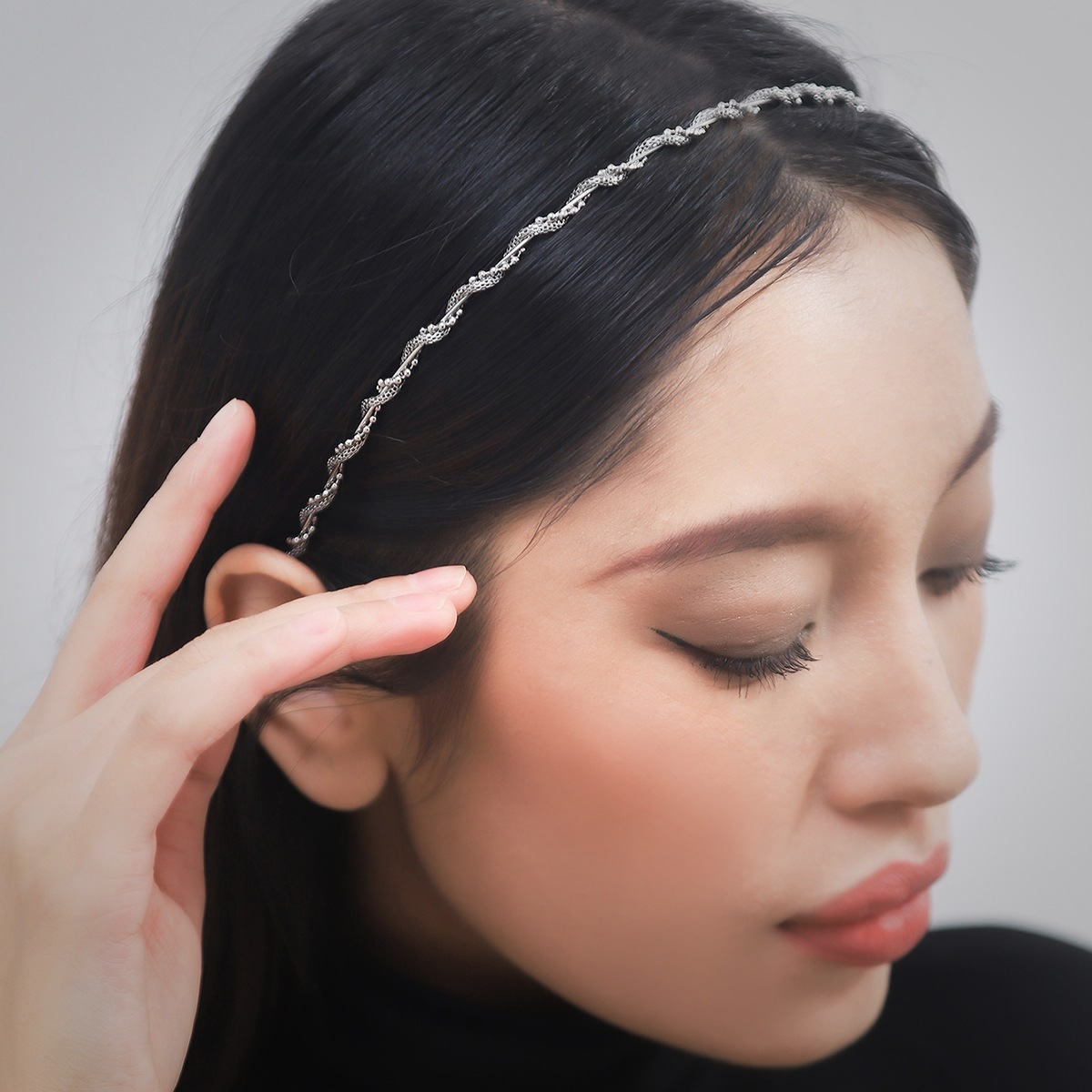 Simple nupcial accesorios para el cabello de las mujeres hecho a mano sinuoso onda diadema estilo japonés coreano tocado torcido rhinestone perla diadema