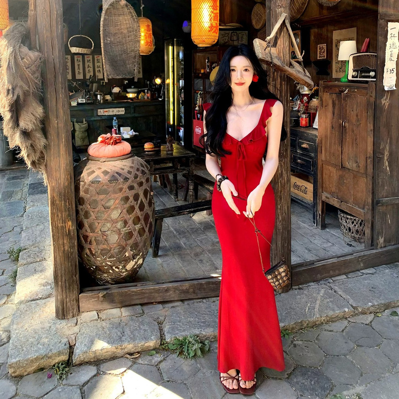 French-Style Pure Desire Mature Lady Style V-Neck Strap Dress for Women, Summer Beach Vacation Bodycon Sexy Red Elegant Long Dress