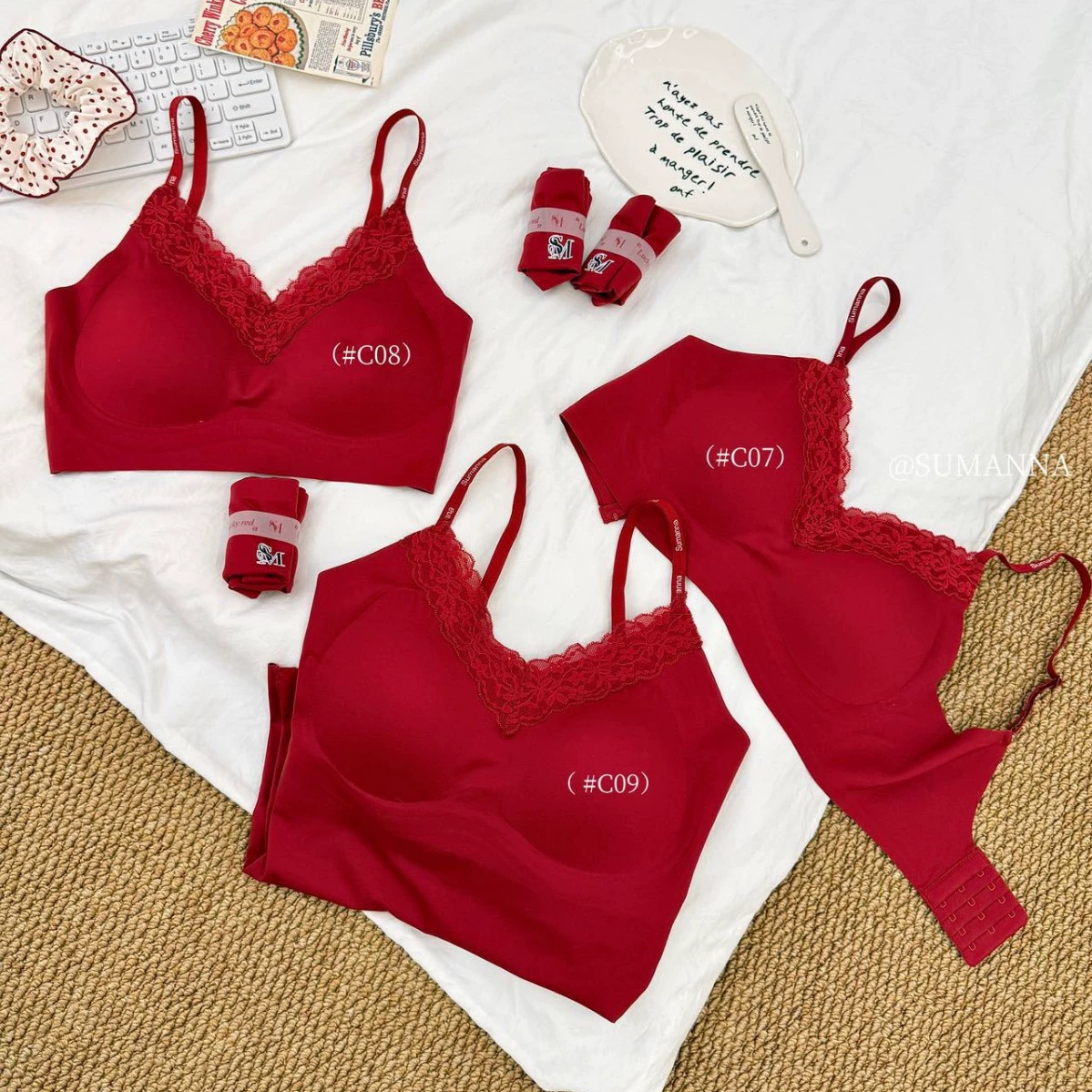 Birthday charm, comfortable set, supporting lace wireless bra, underwear