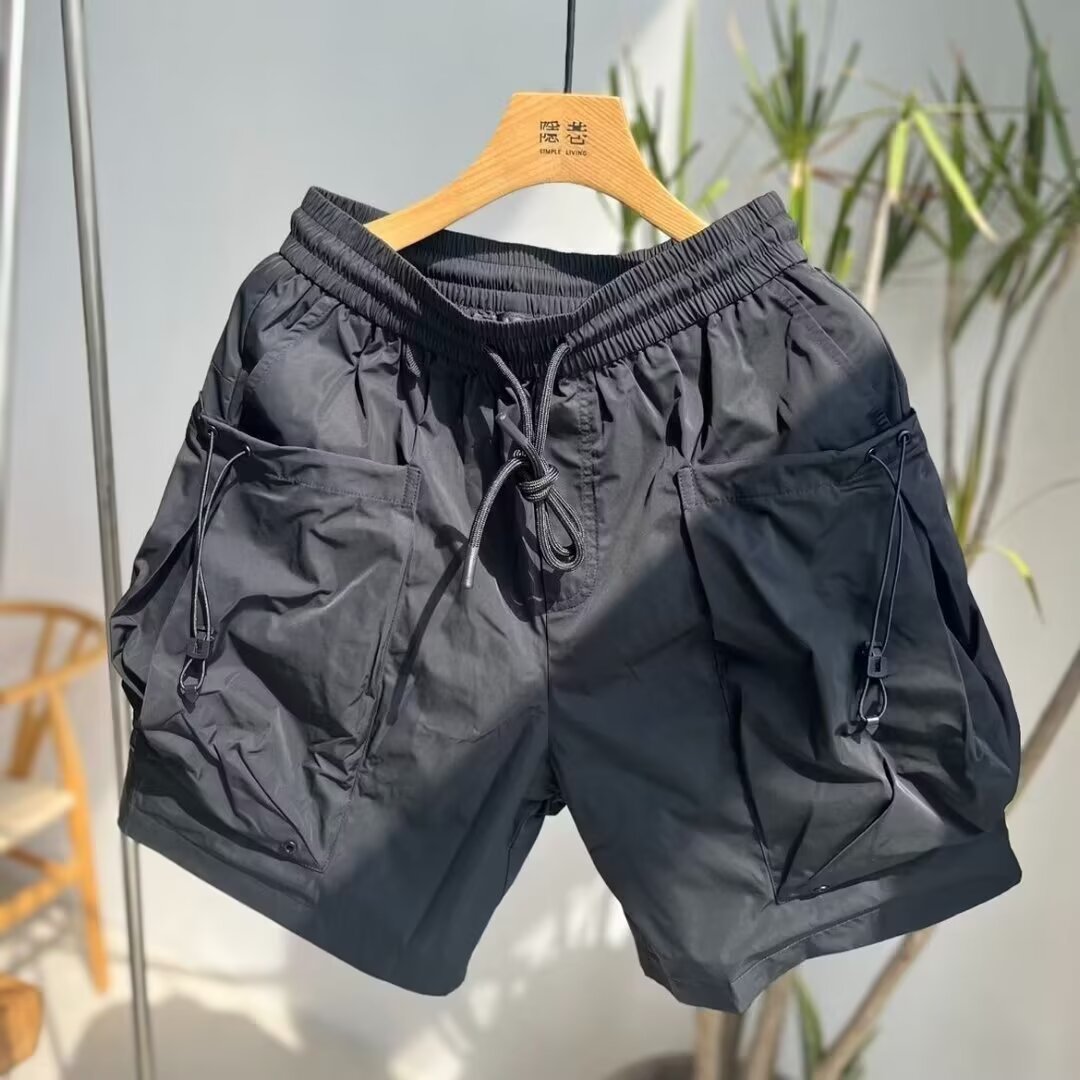 Función de viento de bolsillo de trabajo pantalones cortos para hombres verano forrado de malla brillante sensación fría y rápida secado piernas anchas al aire libre pantalones de cinco puntos para hombres