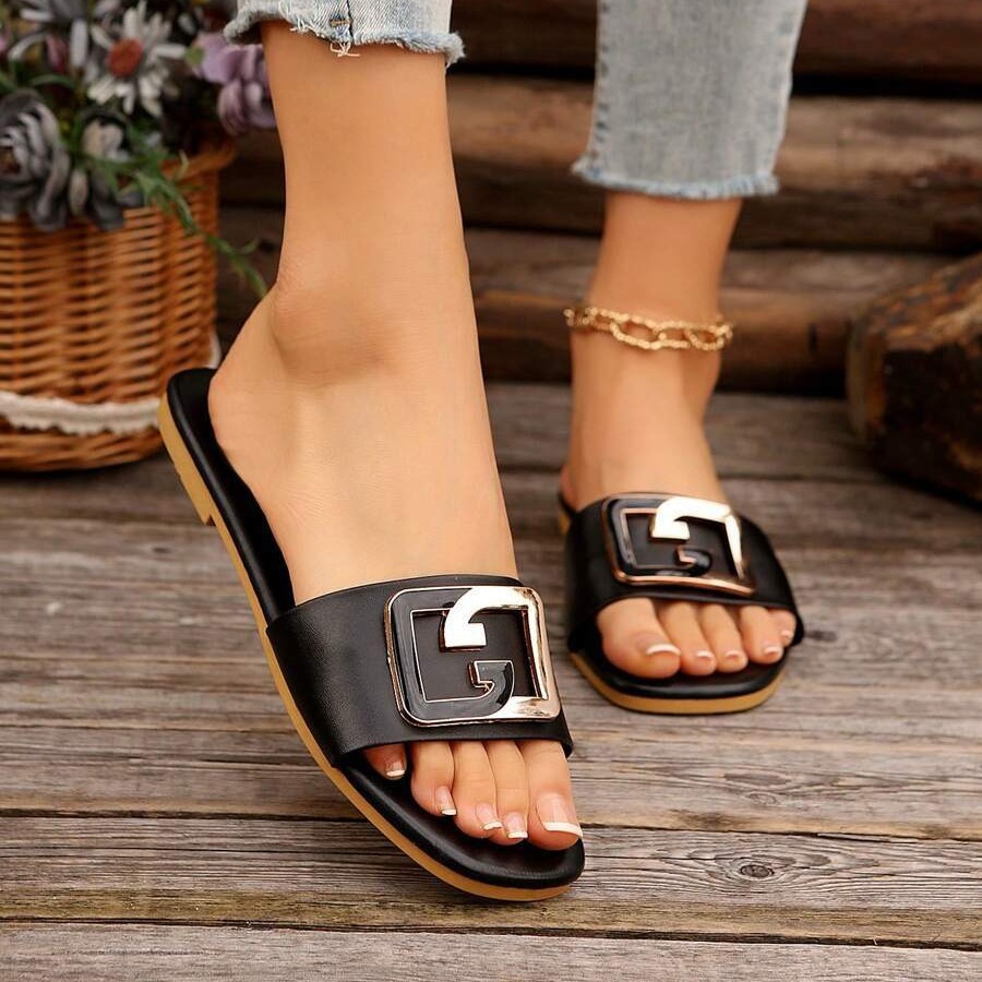 Sandalias Planas con Punta Cuadrada para Mujer de Cuero Sintético con Decoración de Metal para Uso Casual