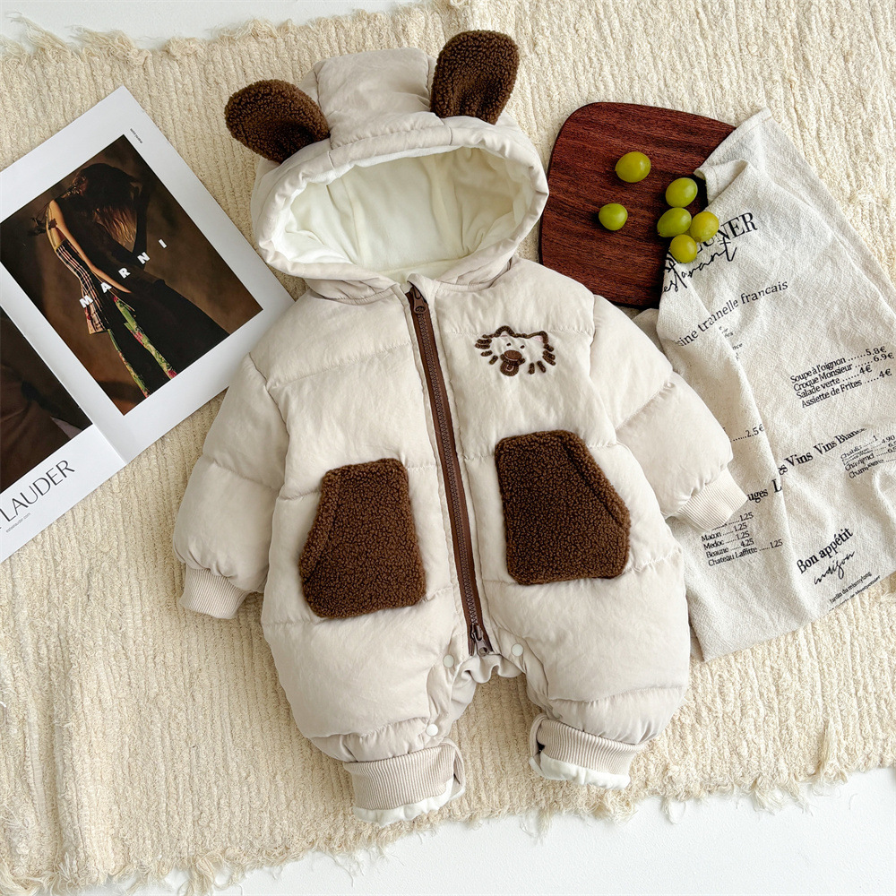 2024 nuevo bebé de invierno bebé coreano de dibujos animados lindo gato grueso cálido cómodo abrigo de algodón de una pieza suave