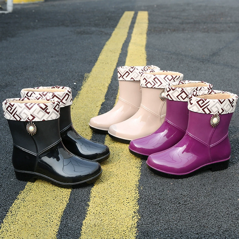 Короткая Нескользящая непромокаемая обувь резиновые сапоги боты резиновые сапоги студенческие Женские Летние Водные сапоги в Корейском стиле резиновая обувь модная новая работа