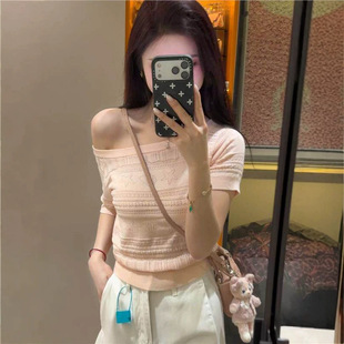 �����L��ɫ�Ứ�U��¶��б�����t��ᘿ���Ů�ļ������@�����±�