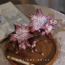 优颖手工缎面复古嫣红色铃兰花边夹简约甜美减龄头花新娘跟妆头饰