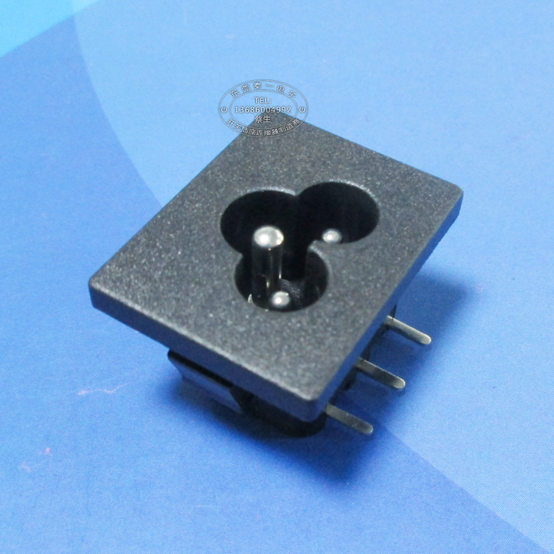 可耐7A电流大梅花充电接口31*24卡位2.0黑色实心铜梅花插座LH-6