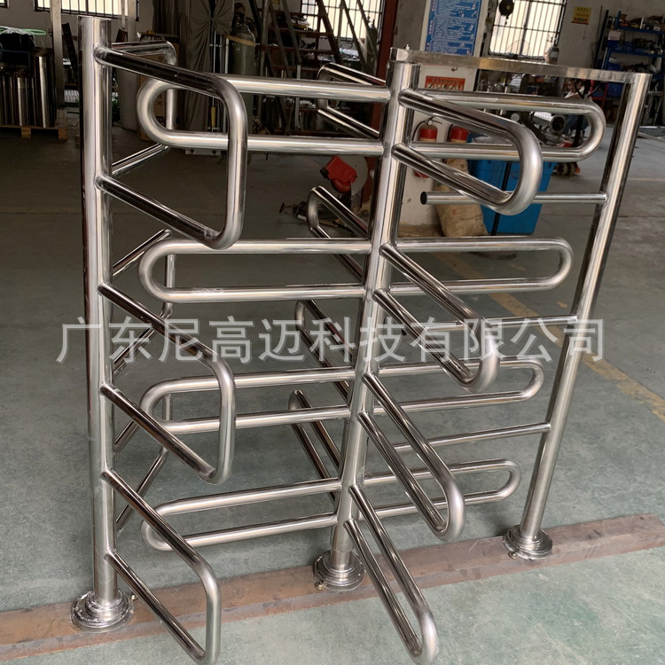 不锈钢十字手推半高转闸景区车站单向转门只出不进导向通道禁行器