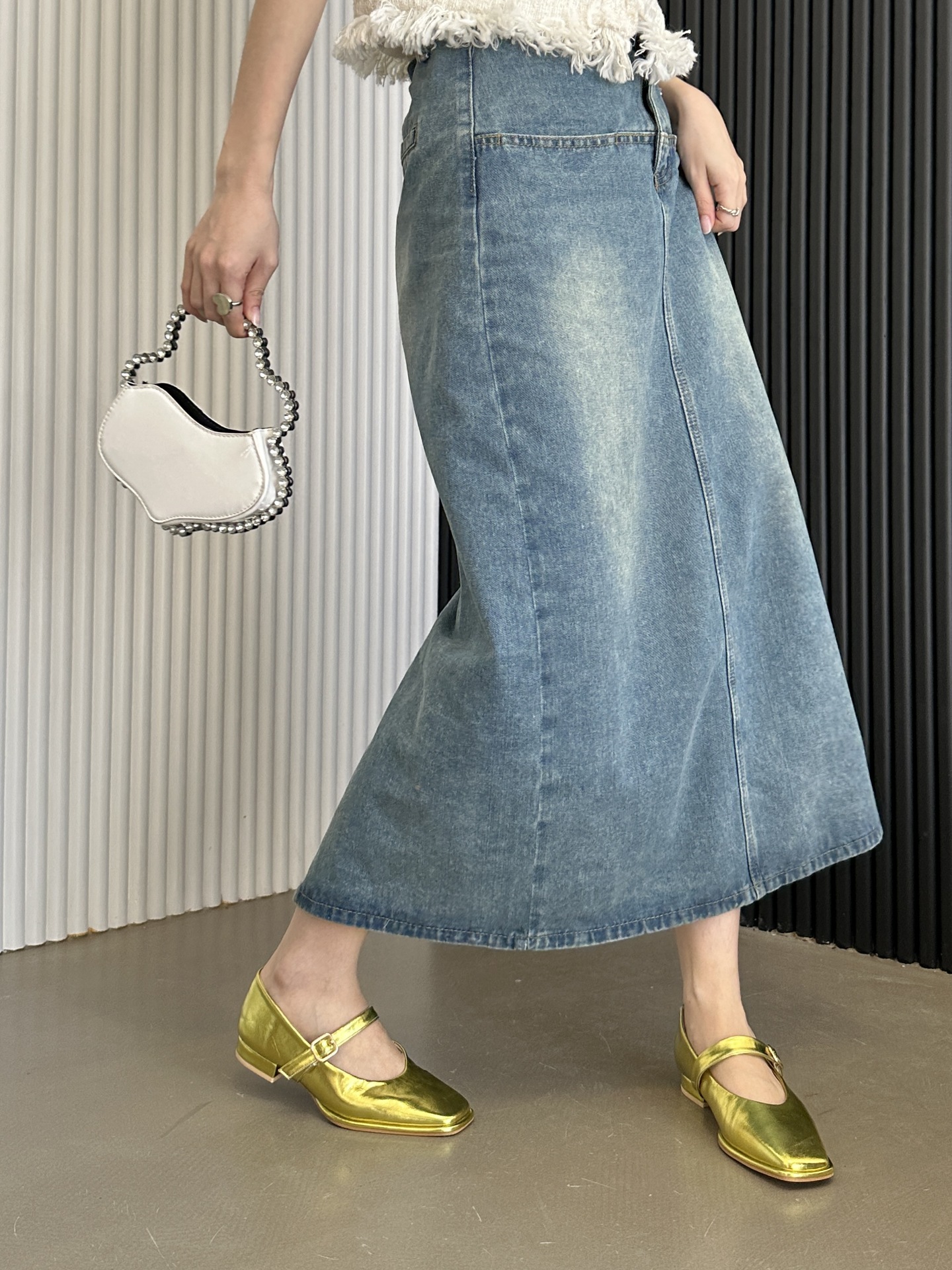 2024 frühling und Herbst Neue frauen Mary Jane Schuhe Eine linie mit Schnalle Quadratischen Kopf Flachen Boden Ballett Einzigen schuh_voghion.com