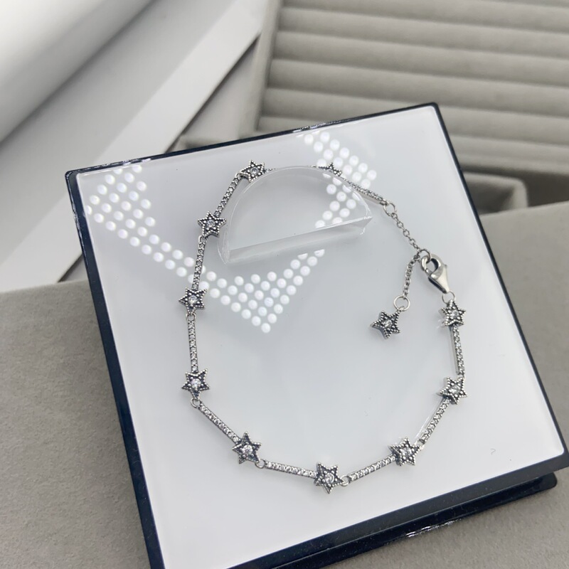 Interstellar Pentagram Flashing Bracelet Cross-Border Hot Selling Personalized Star Bracelet White Copper Silver Plated Interstellar Pentagram Flashing Bracelet Cross-Border Hot Selling Personalized Star Bracelet White Copper Silver Plated