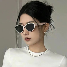 猫眼墨镜女款显脸小2025新款高级感防晒防紫外线方白框偏光太阳镜
