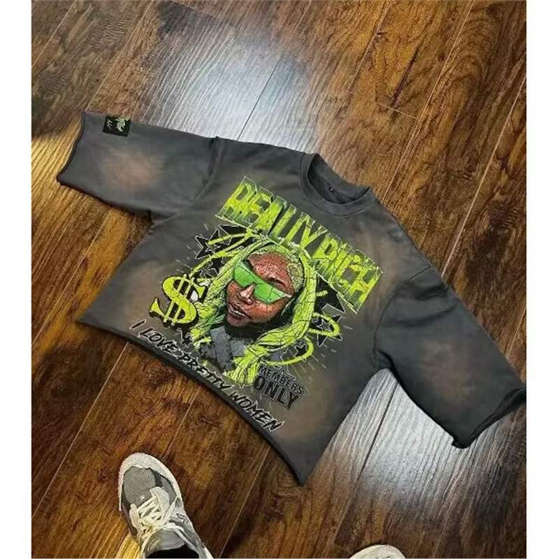 짙은 회색 반팔, 사진 찍지 마세요